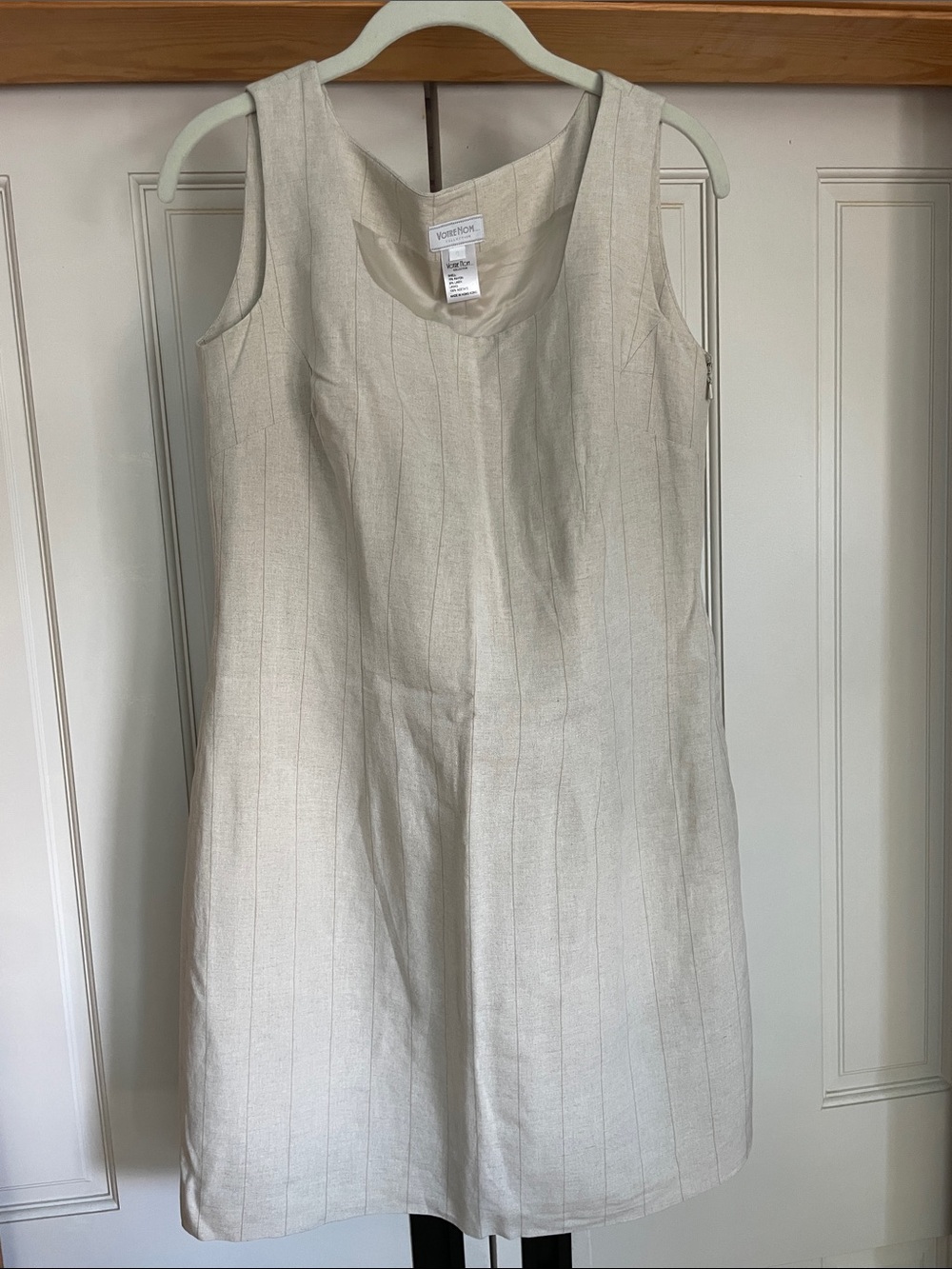 Votre Nom Vintage Beige Sleeveless Shift Dress Size 4